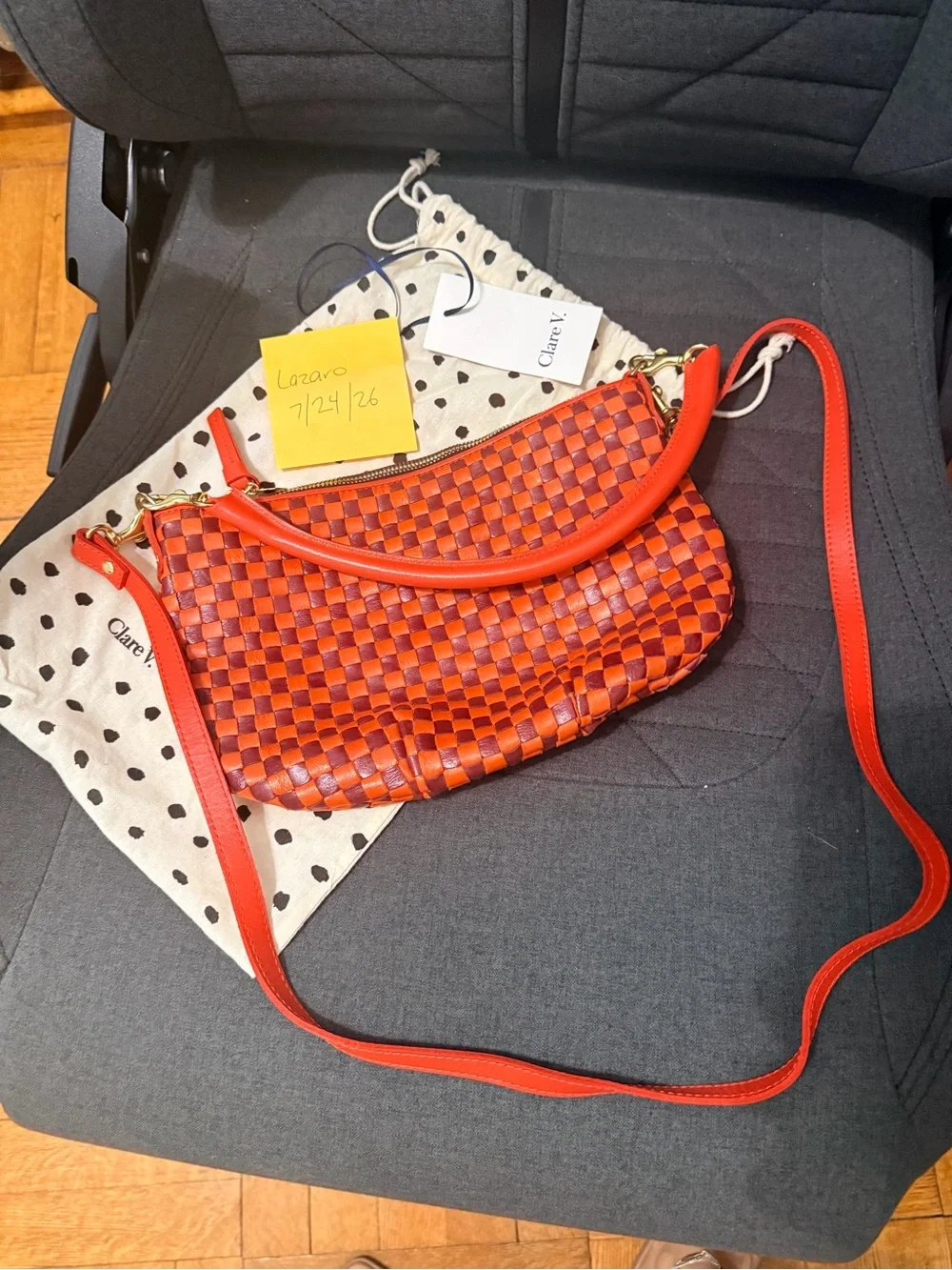 Clare V Poppy/Bordeaux Petit Moyen - Picture 1 of 2